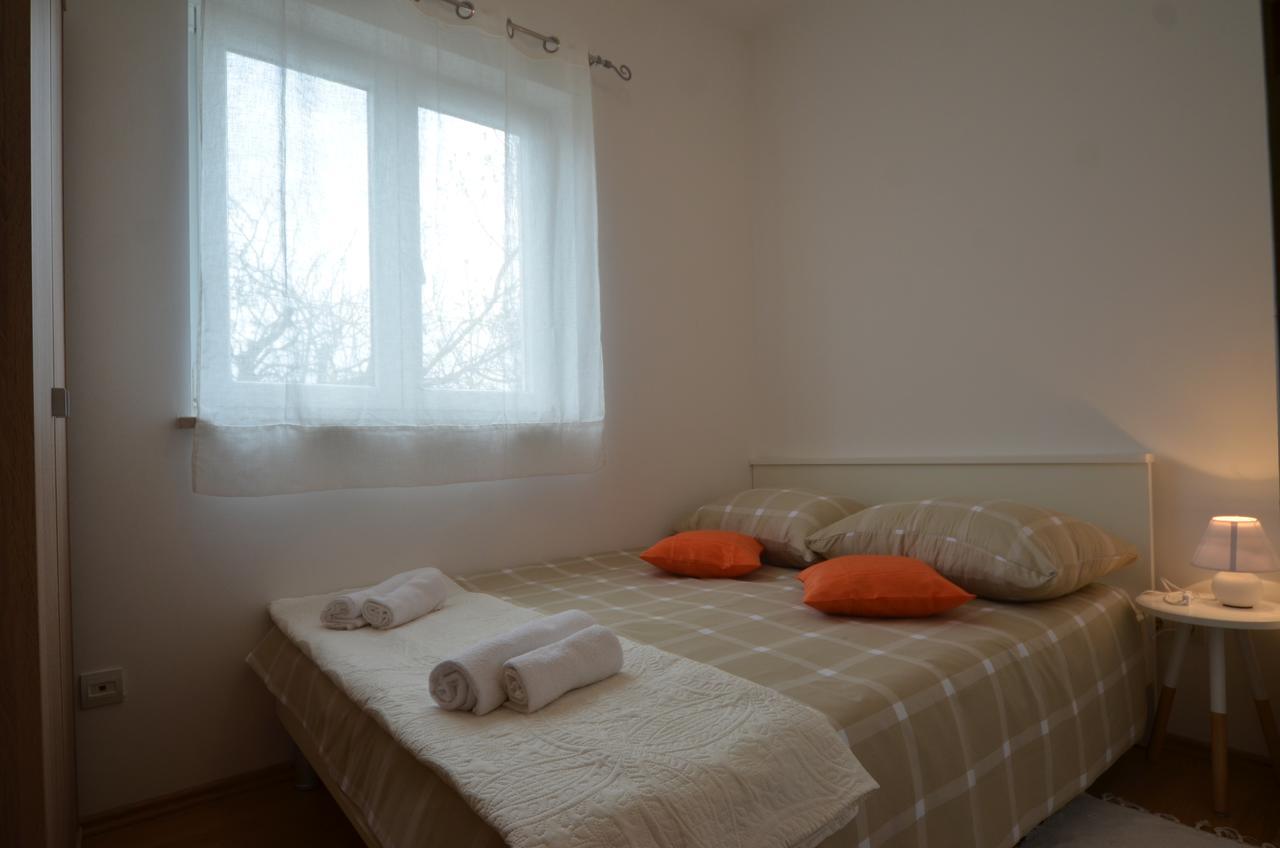 Big Dream Apartment โรวีน ภายนอก รูปภาพ